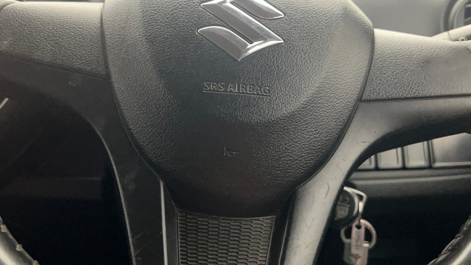 Used 2022 Maruti Suzuki S-Presso VXi (O) Petrol Manual top_features Airbags