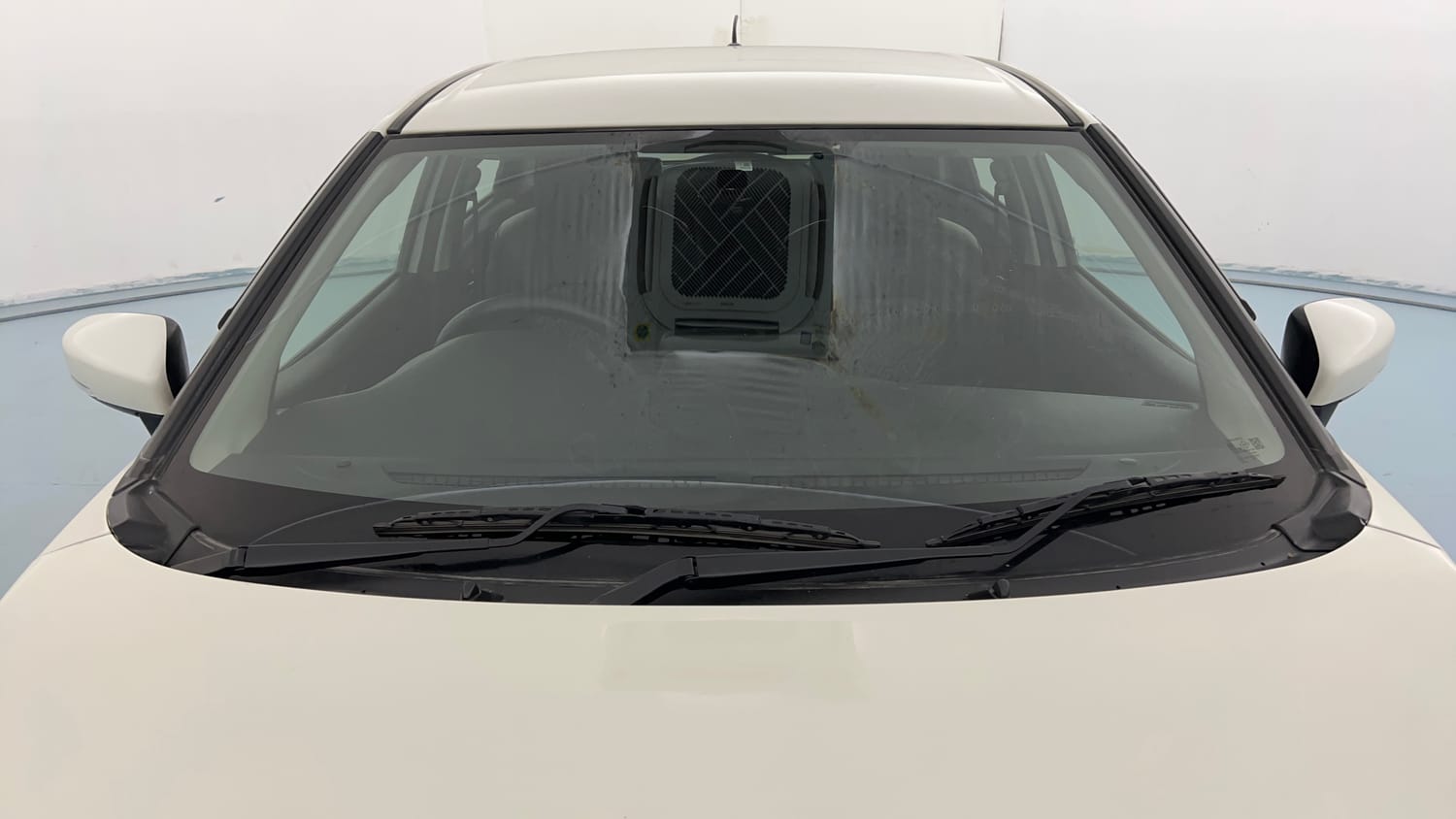 Used 2023 Maruti Suzuki Baleno Zeta MT Petrol Manual exterior FRONT WINDSHIELD VIEW