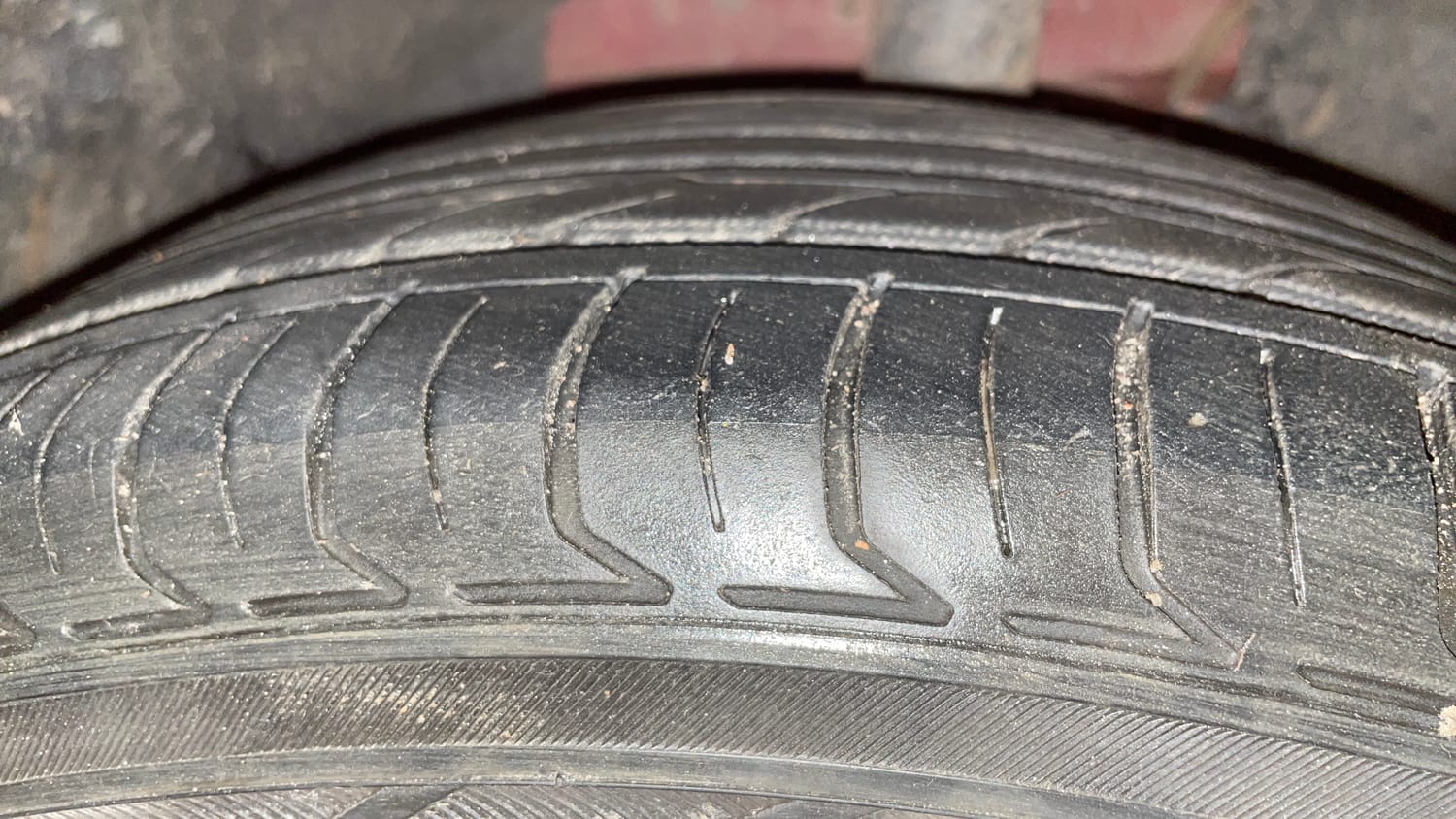 Used 2018 Ford EcoSport Titanium + 1.5L TDCi Diesel Manual tyres LEFT FRONT TYRE TREAD VIEW