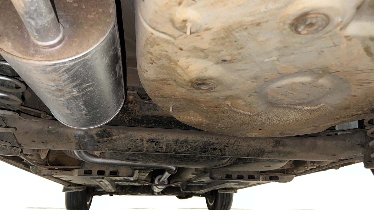 Used 2017 Volkswagen Polo Highline1.2L (P) Petrol Manual extra REAR UNDERBODY VIEW (TAKEN FROM REAR)