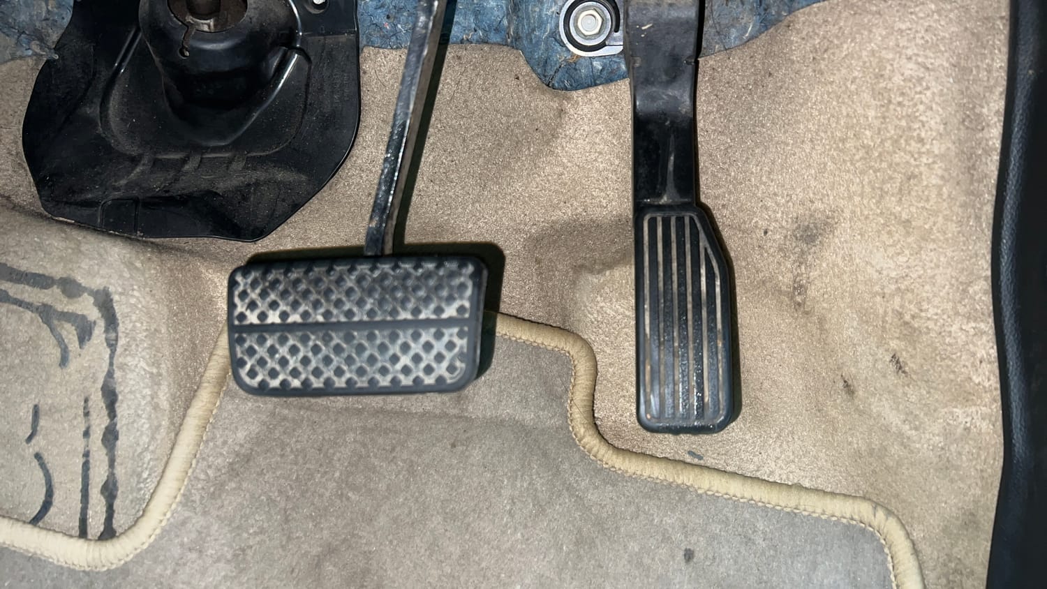 Used 2017 Honda City V CVT Petrol Petrol Automatic interior PEDALS VIEW