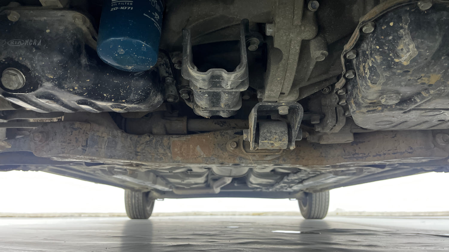 Used 2017 Hyundai Grand i10 Sportz (O) AT 1.2 Kappa VTVT Petrol Automatic extra FRONT LEFT UNDERBODY VIEW