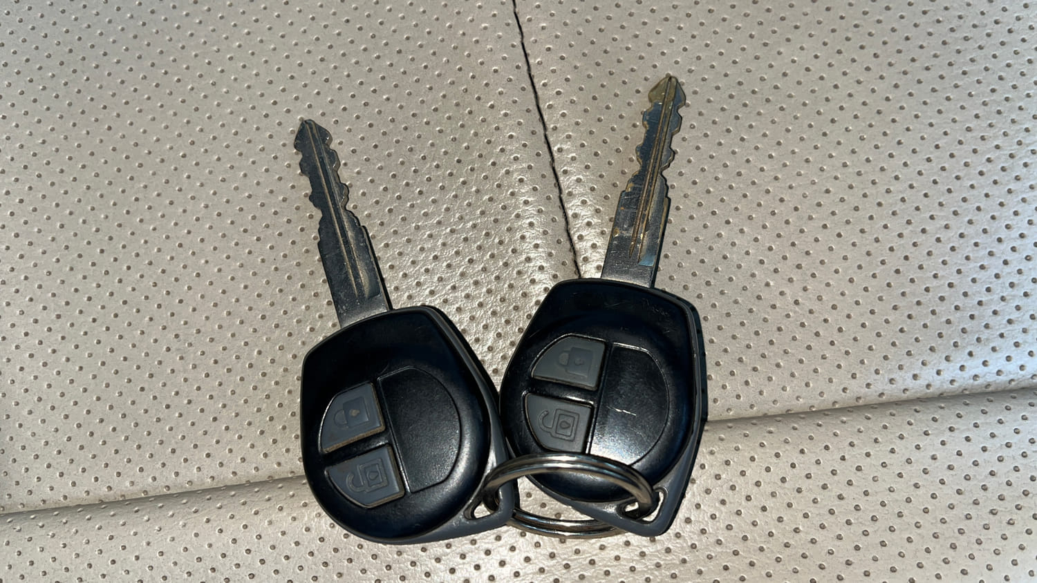 Used 2017 Maruti Suzuki Wagon R VXI+ Petrol Manual extra CAR KEY VIEW
