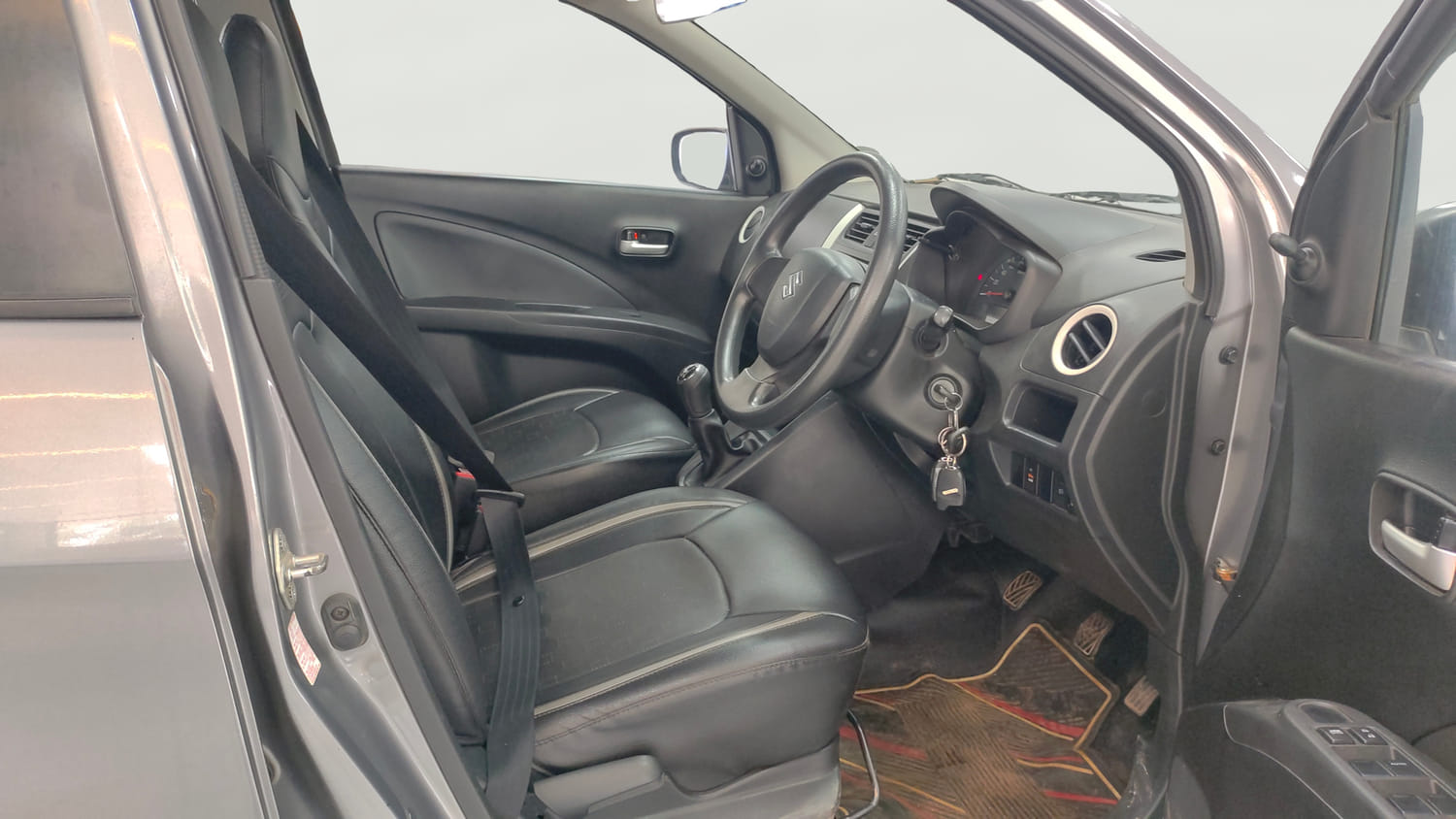 Used 2020 Maruti Suzuki Celerio X VXi Petrol Manual interior RIGHT SIDE FRONT DOOR CABIN VIEW