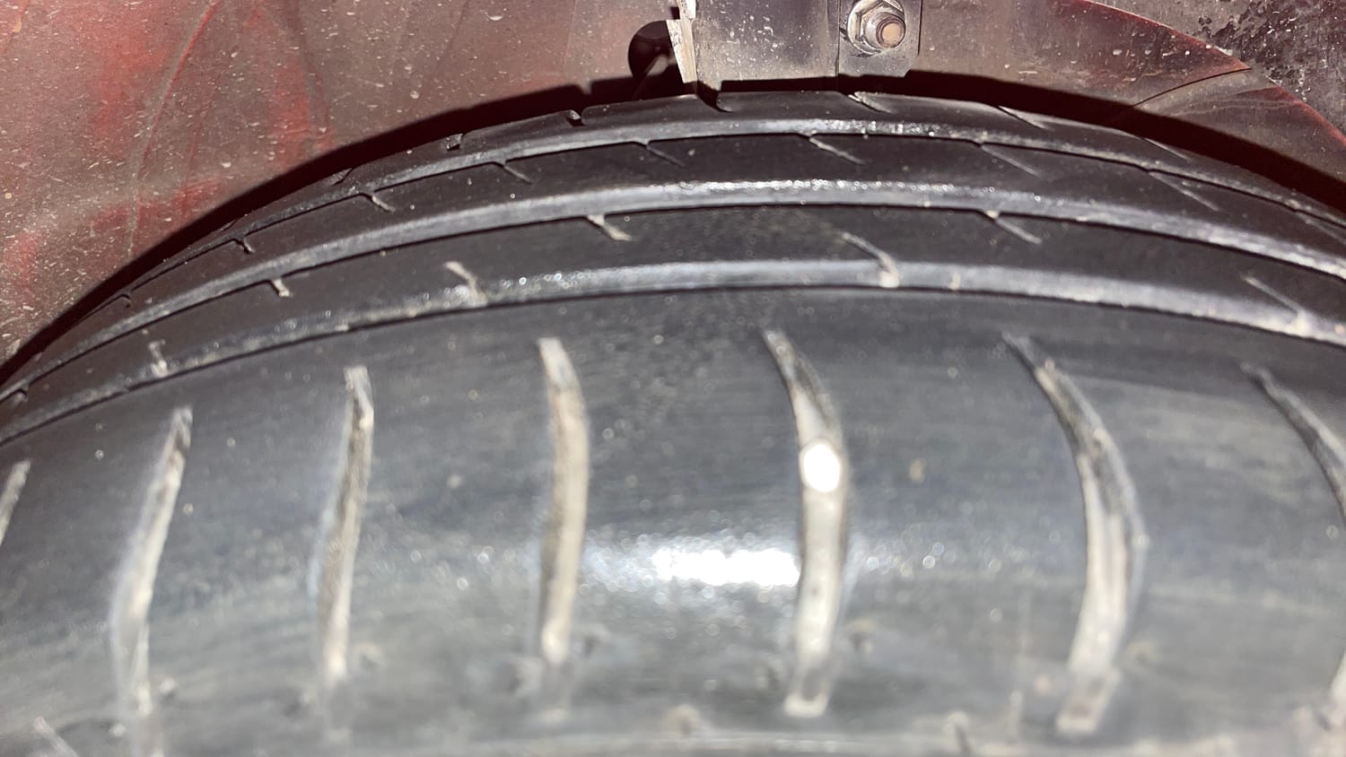 Used 2018 Maruti Suzuki Swift ZXi AMT Petrol Automatic tyres RIGHT FRONT TYRE TREAD VIEW