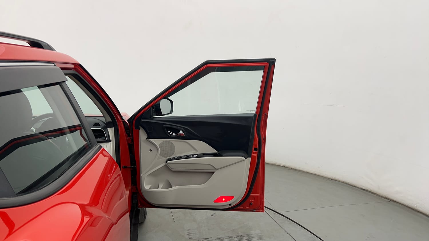 Used 2019 Mahindra XUV 300 1.5 W8 Diesel Manual interior RIGHT FRONT DOOR OPEN VIEW