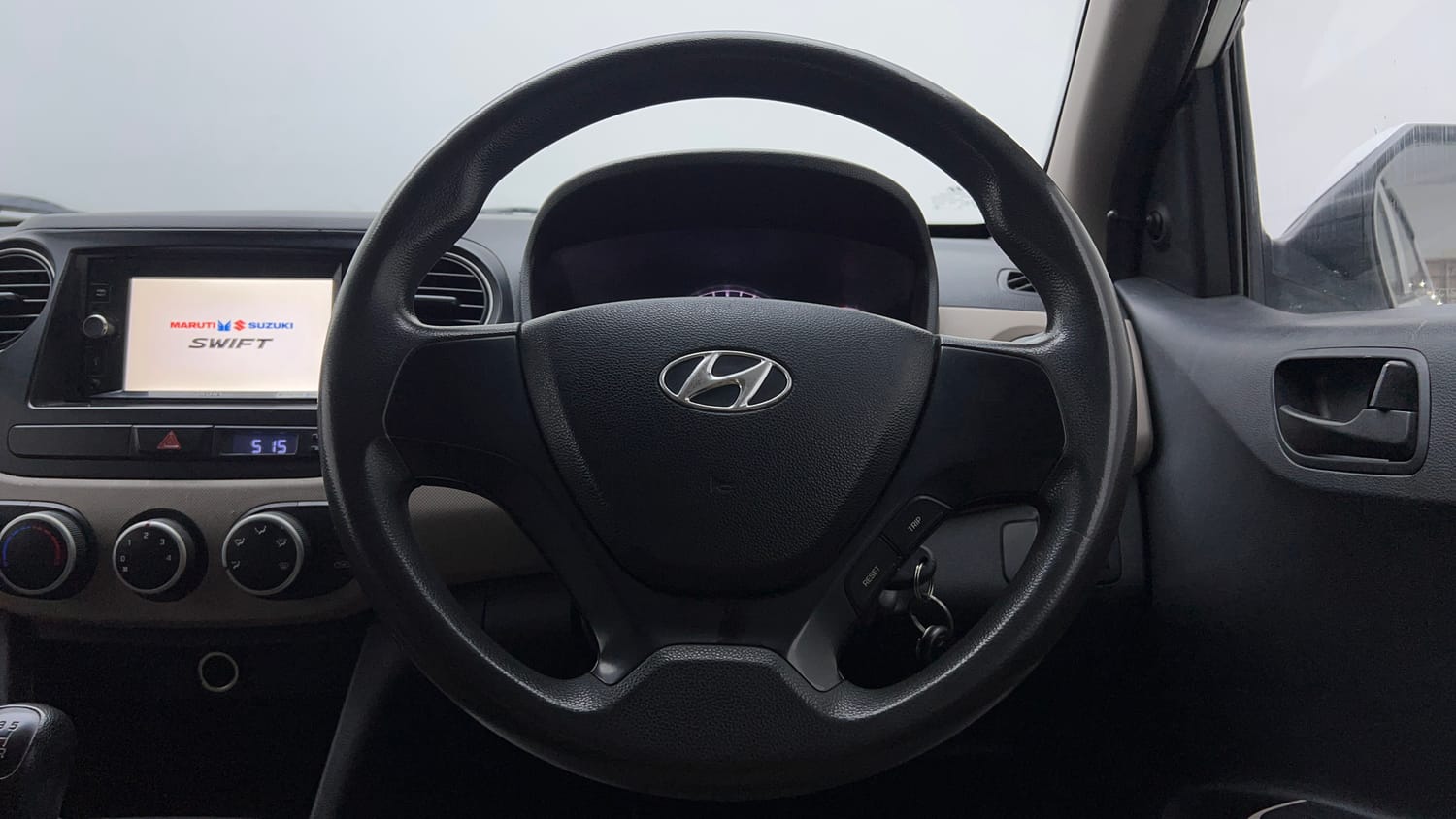 Used 2015 Hyundai Grand i10 Era 1.2 Kappa VTVT Petrol Manual interior STEERING VIEW