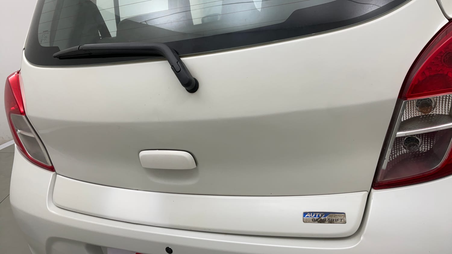 Used 2017 Maruti Suzuki Celerio ZXi AMT Petrol Automatic dents MINOR SCRATCH