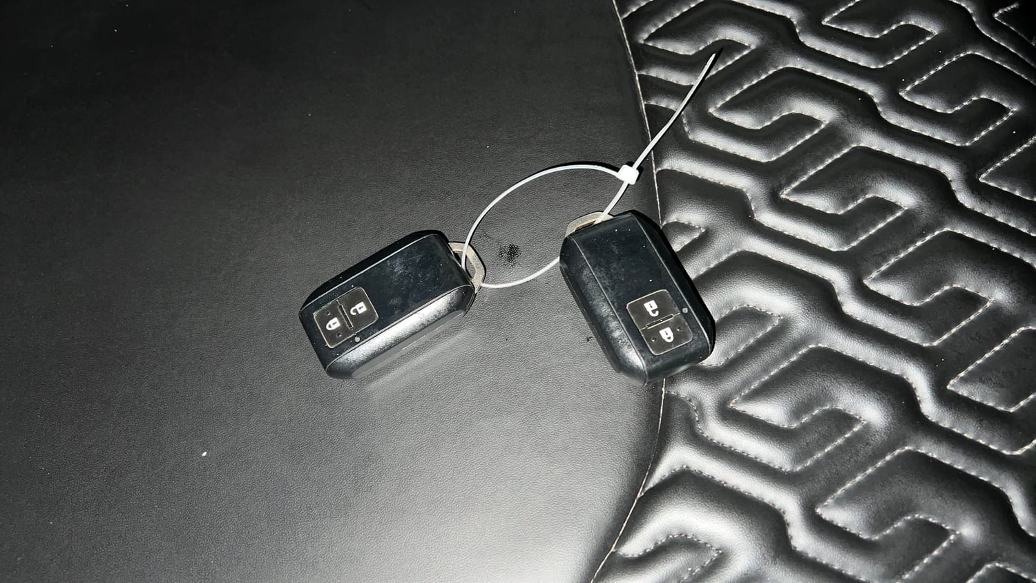 Used 2023 Maruti Suzuki Baleno Zeta MT Petrol Manual extra CAR KEY VIEW