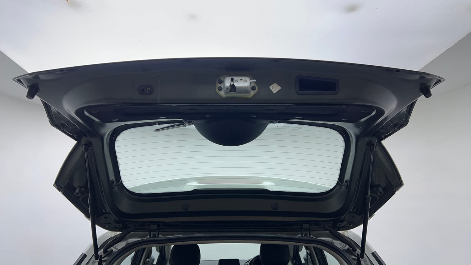 Used 2020 Tata Nexon XZ Plus (O) Petrol Manual interior DICKY DOOR OPEN VIEW