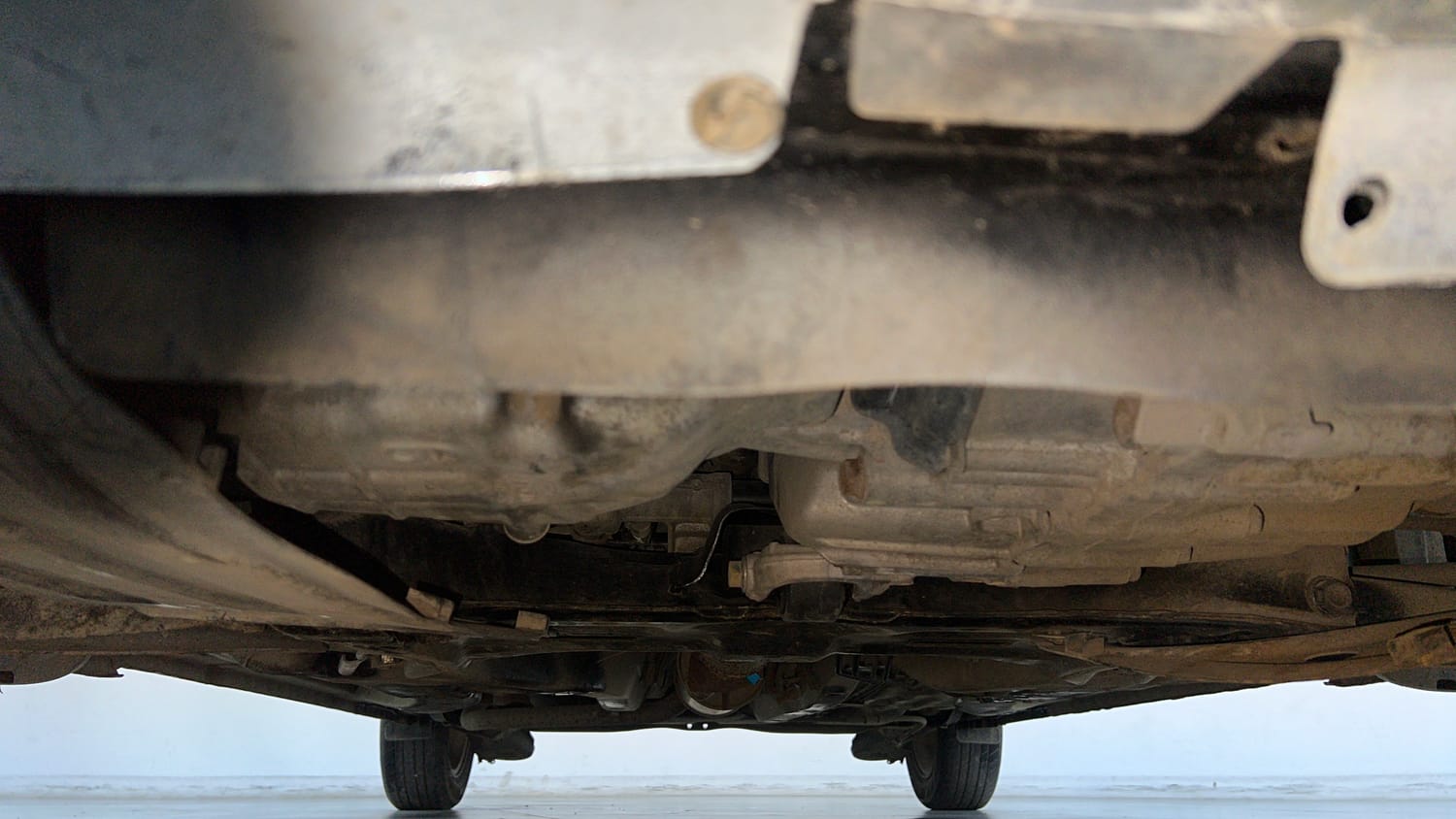 Used 2016 Honda Amaze 1.2 VX AT i-VTEC Petrol Automatic extra FRONT LEFT UNDERBODY VIEW