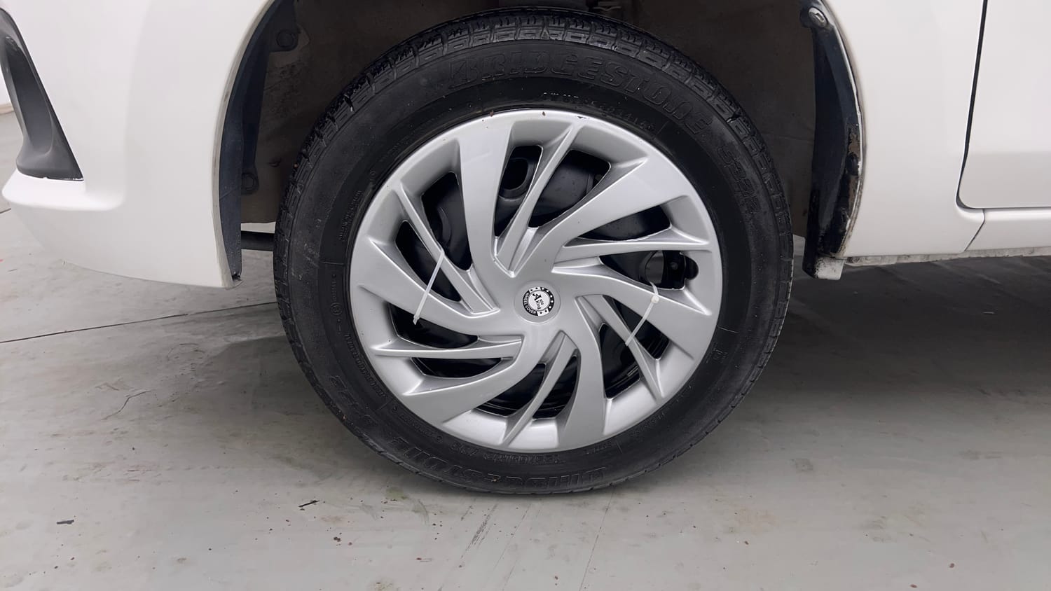 Used 2016 Maruti Suzuki Alto K10 VXi Petrol Manual tyres LEFT FRONT TYRE RIM VIEW