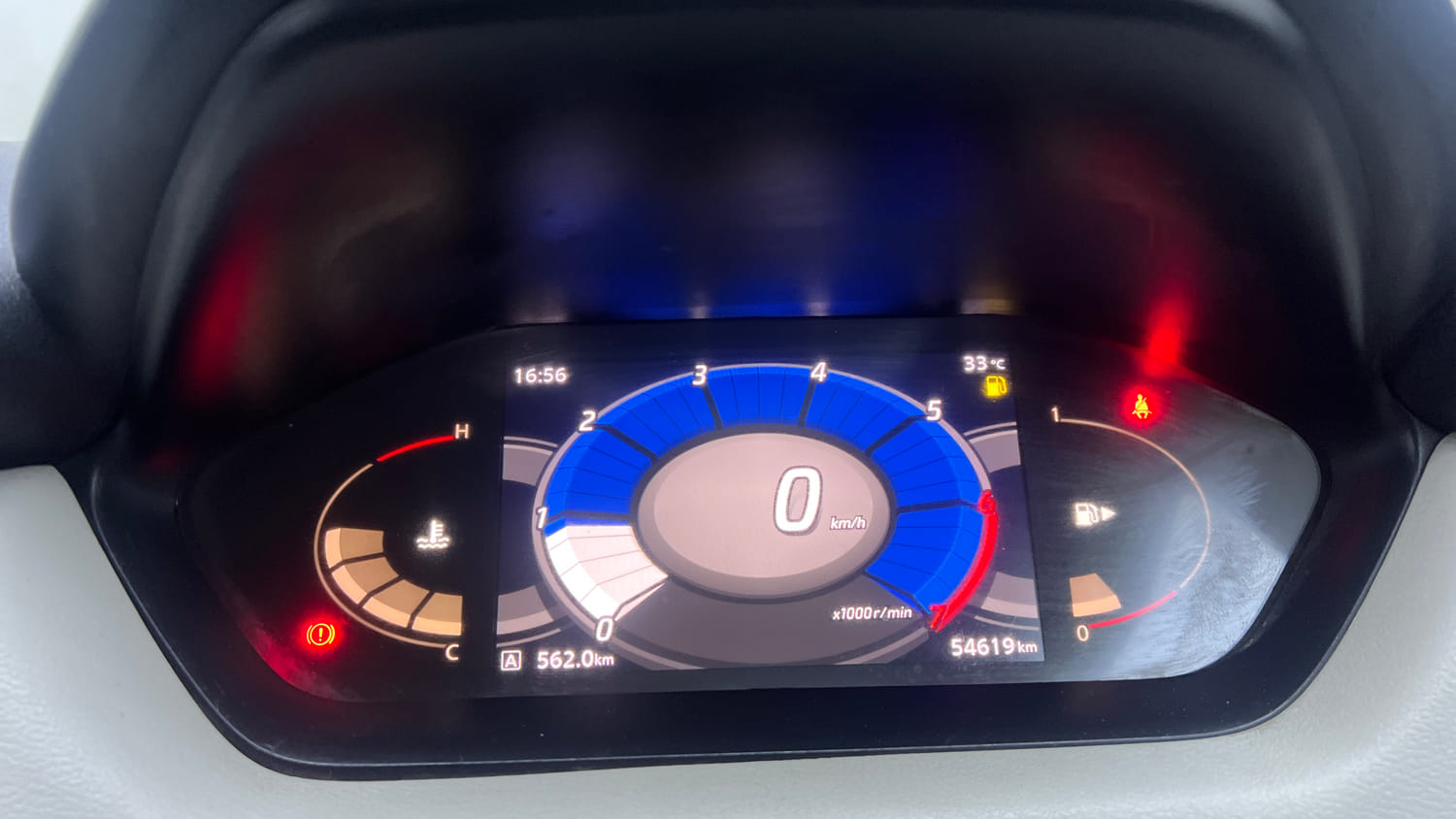 Used 2022 Nissan Magnite XV Turbo Petrol Manual interior CLUSTERMETER VIEW