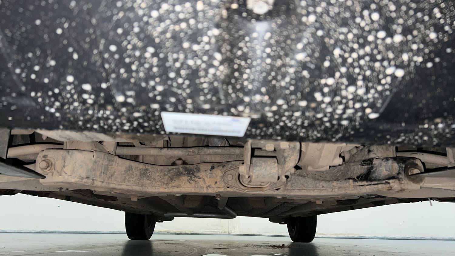 Used 2015 Hyundai Elite i20 Magna 1.2 Petrol Manual extra FRONT LEFT UNDERBODY VIEW