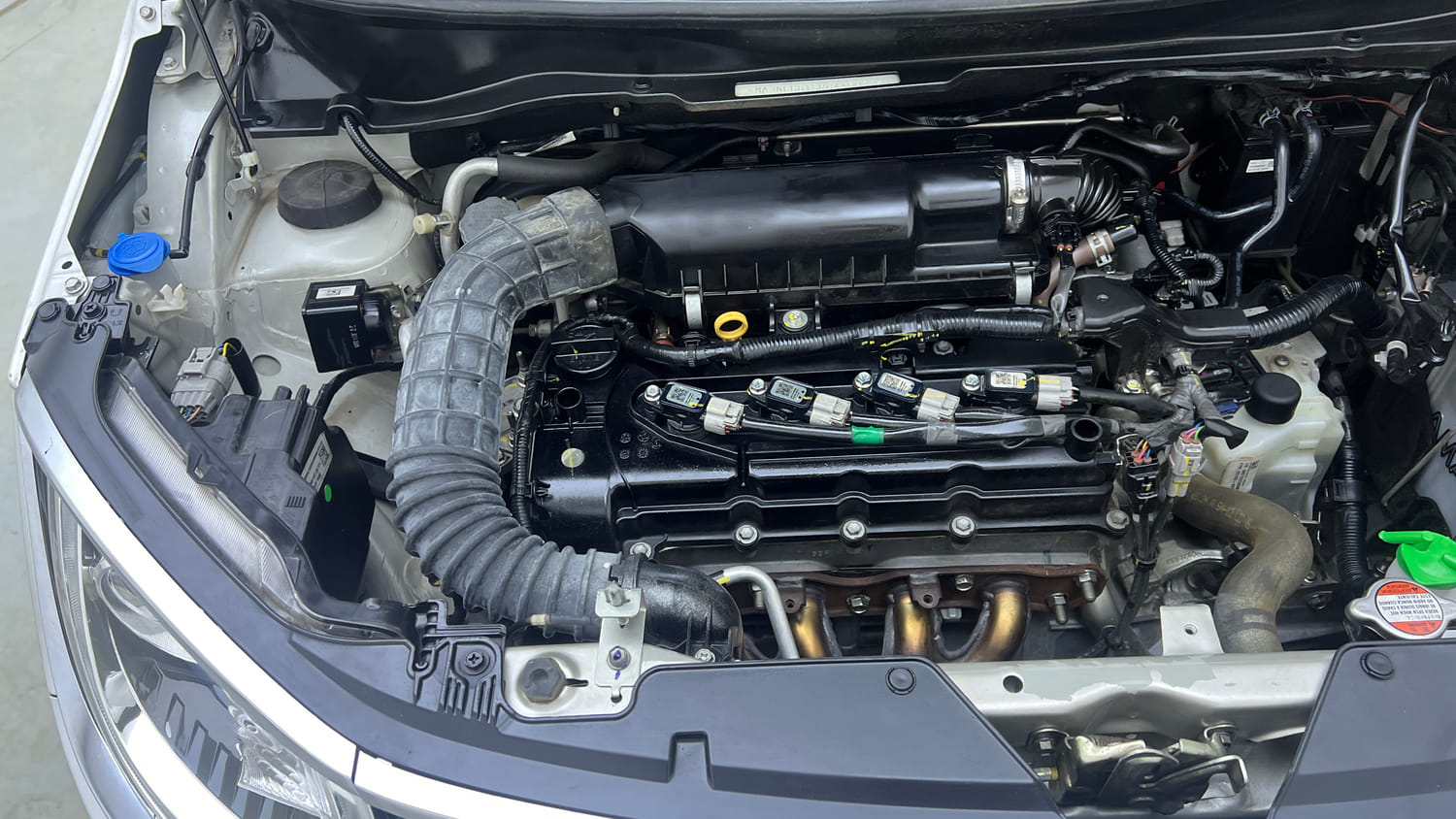 Used 2024 Maruti Suzuki Ignis Alpha 1.2 AMT Petrol Automatic engine ENGINE RIGHT SIDE VIEW