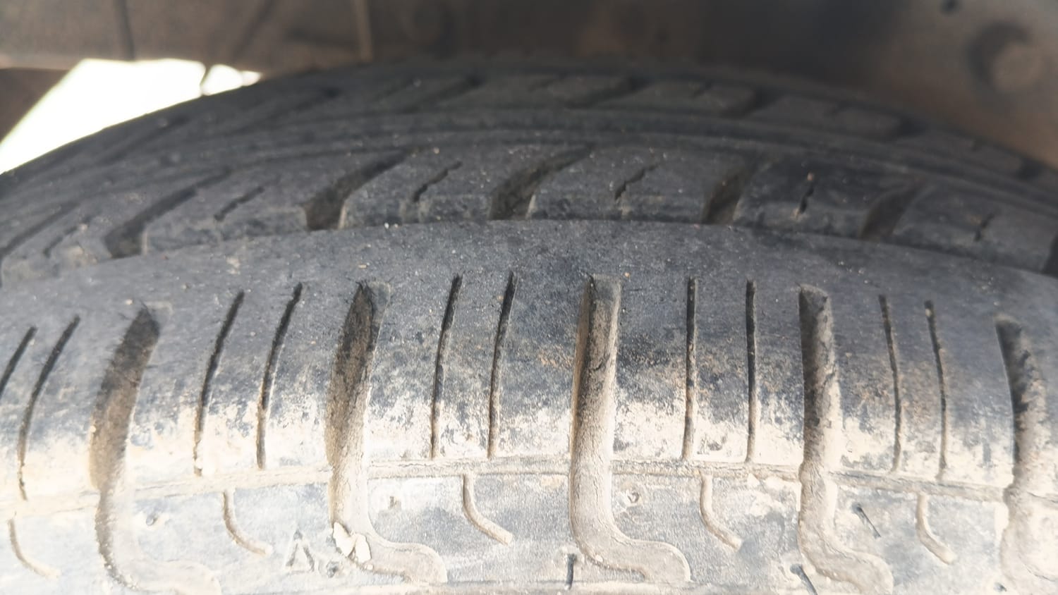 Used 2017 Hyundai Eon Sportz Petrol Manual tyres RIGHT REAR TYRE TREAD VIEW
