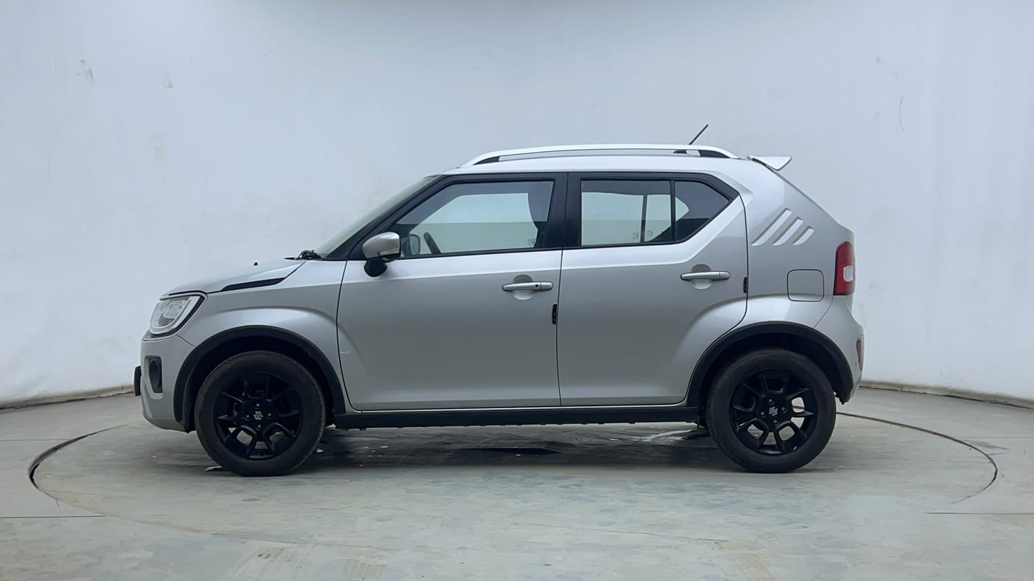 Used 2024 Maruti Suzuki Ignis Alpha 1.2 AMT Petrol Automatic exterior LEFT SIDE VIEW