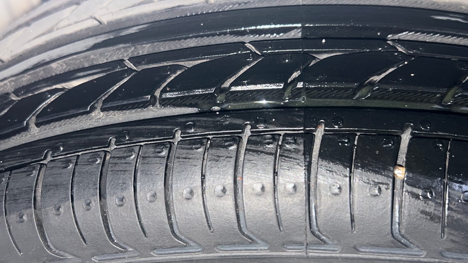 Used 2016 Maruti Suzuki Alto K10 VXi Petrol Manual tyres LEFT REAR TYRE TREAD VIEW