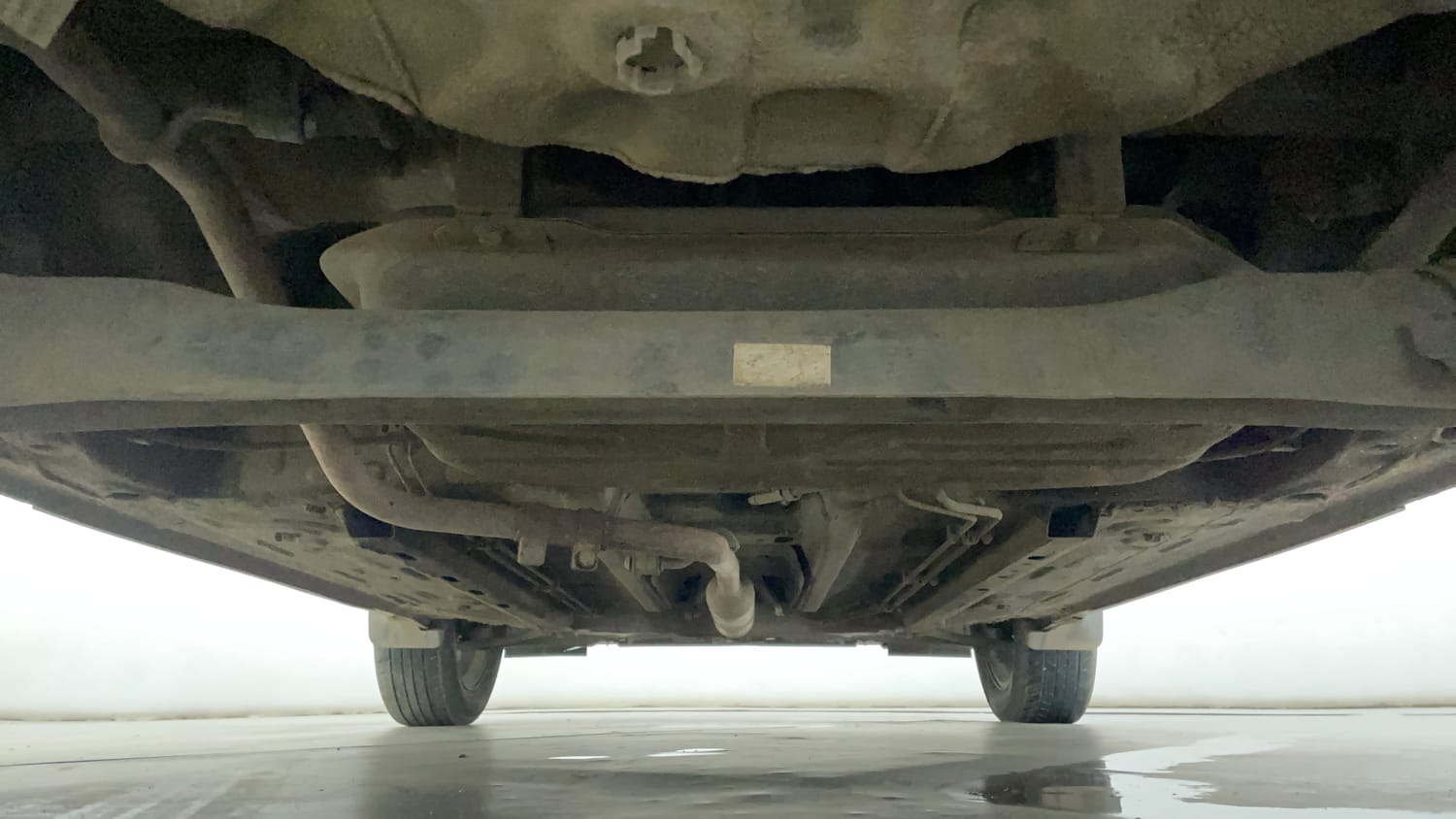 Used 2023 Nissan Magnite XV Petrol Manual extra REAR UNDERBODY VIEW (TAKEN FROM REAR)