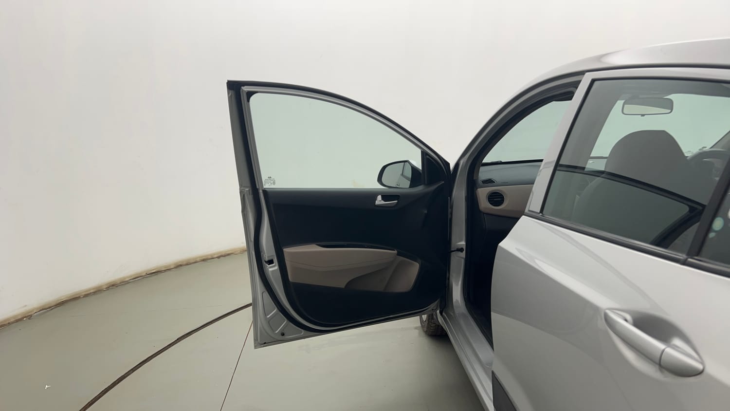 Used 2017 Hyundai Grand i10 Sportz 1.2 Kappa VTVT Petrol Manual interior LEFT FRONT DOOR OPEN VIEW