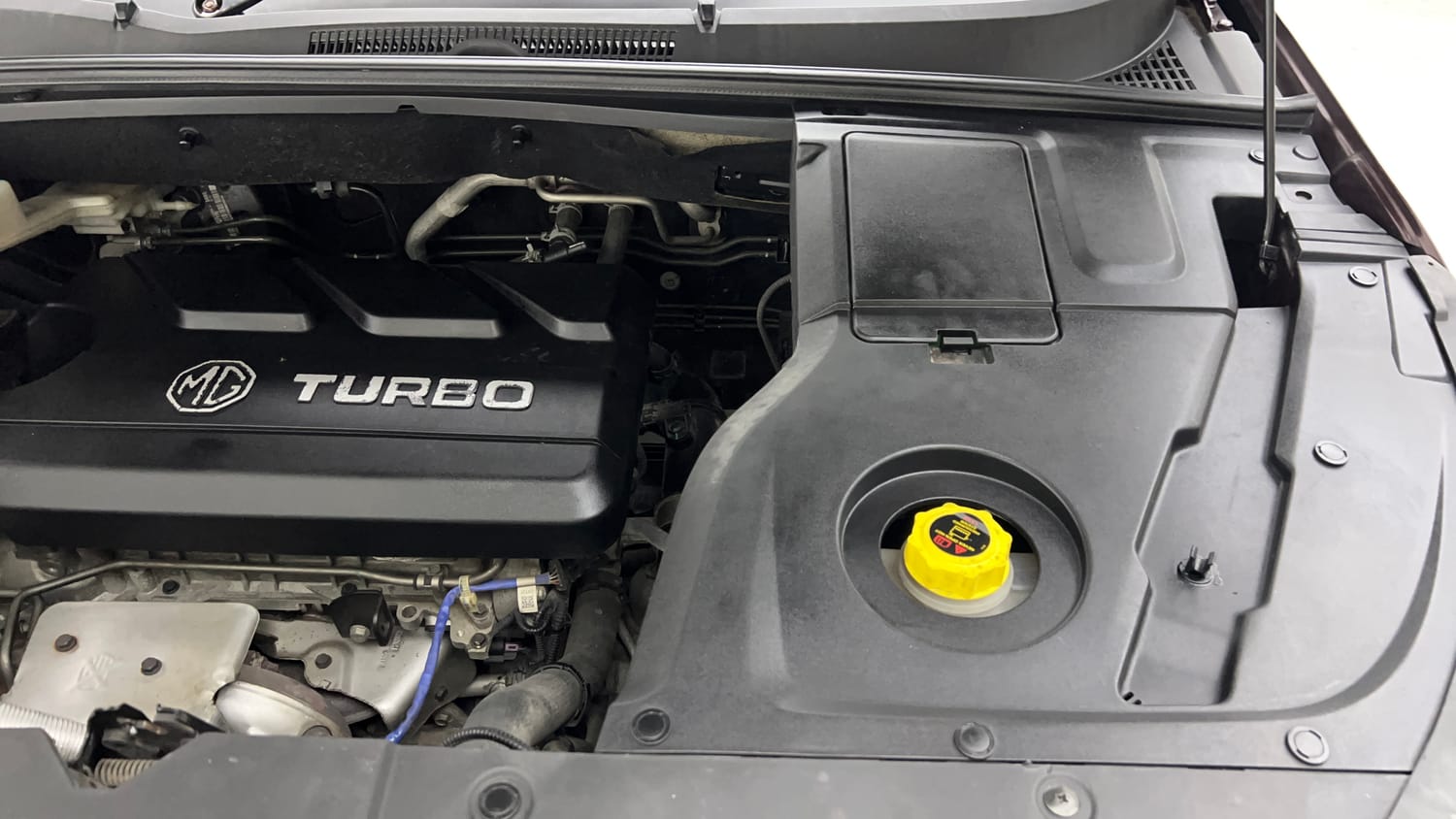 Used 2021 MG Motors Hector Sharp 1.5 Petrol Turbo DCT Petrol Automatic engine ENGINE LEFT SIDE VIEW