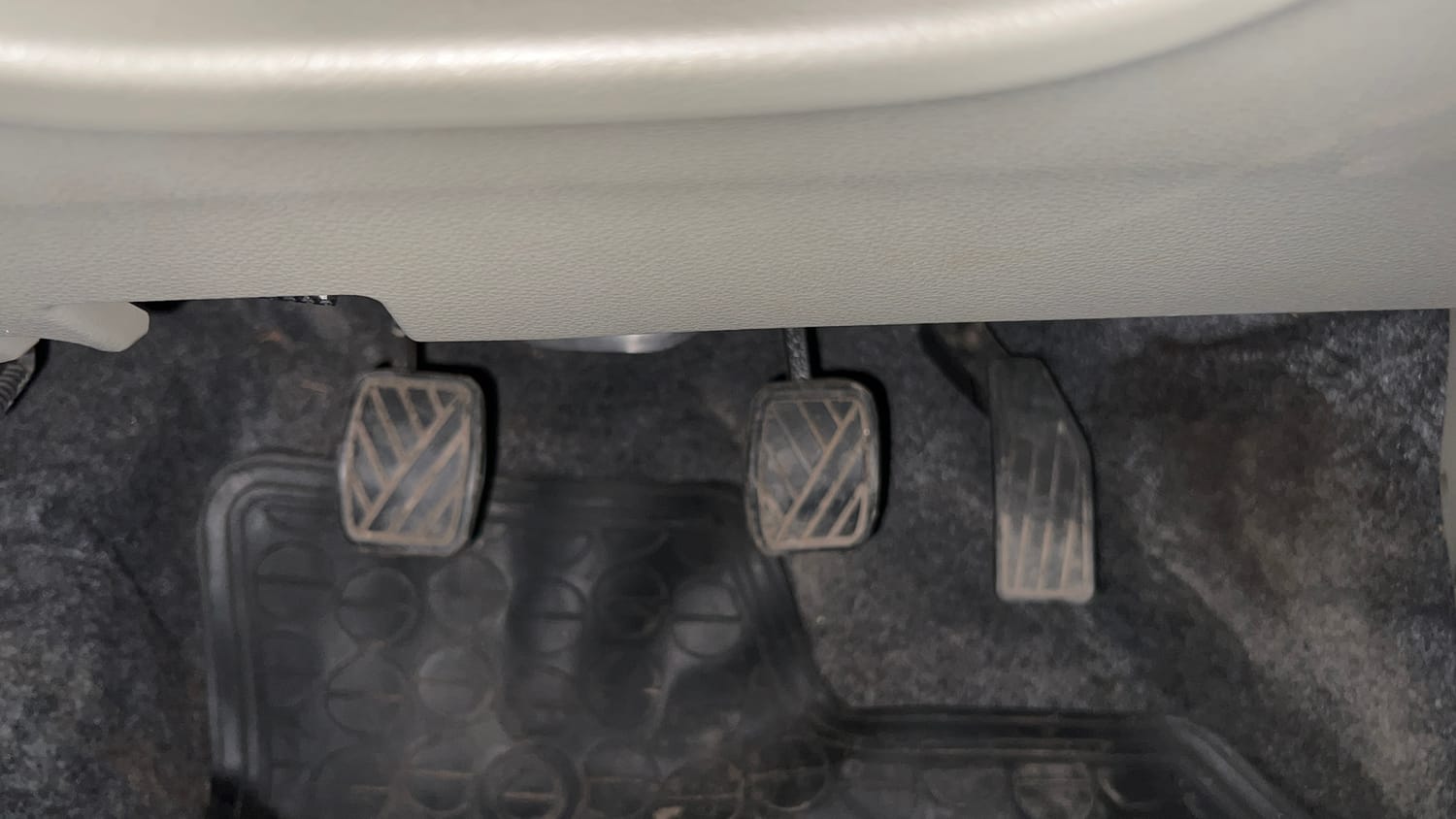 Used 2017 Maruti Suzuki Celerio VXi Petrol Manual interior PEDALS VIEW