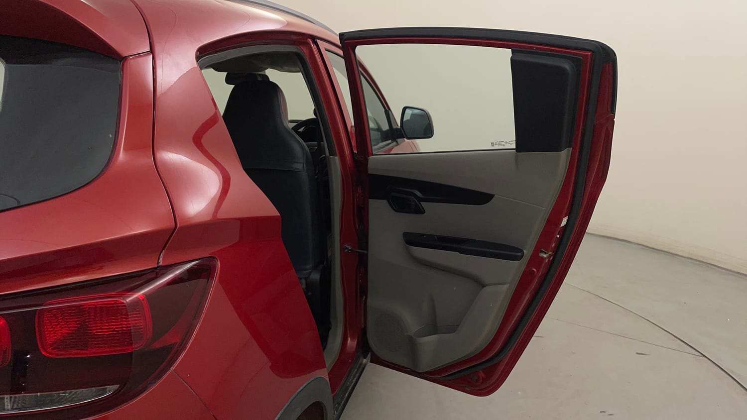 Used 2016 Mahindra KUV100 K4 6 STR Petrol Manual interior RIGHT REAR DOOR OPEN VIEW
