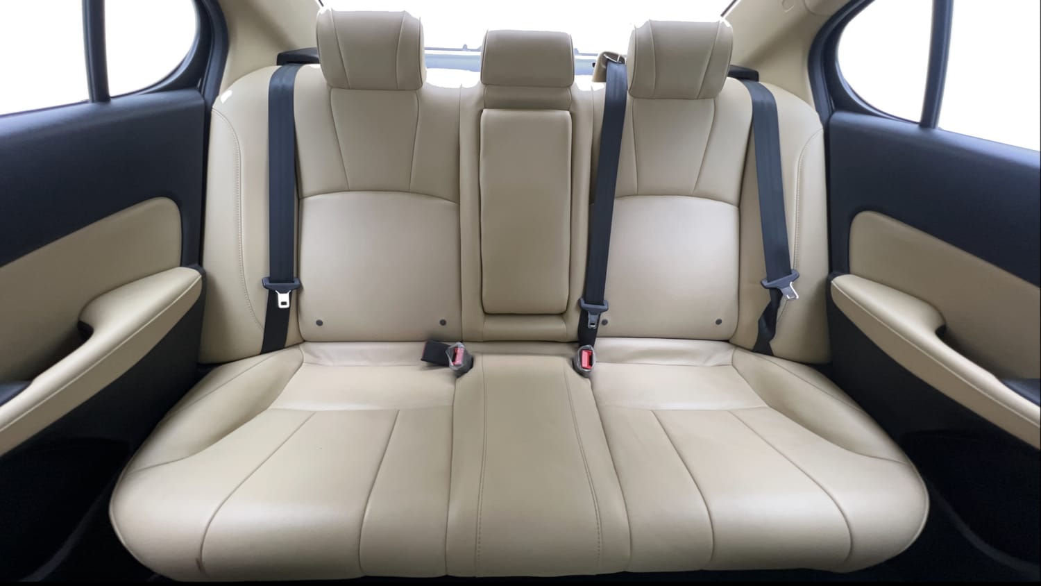 Used 2021 Honda City ZX CVT Petrol Petrol Automatic interior REAR SEAT CONDITION VIEW