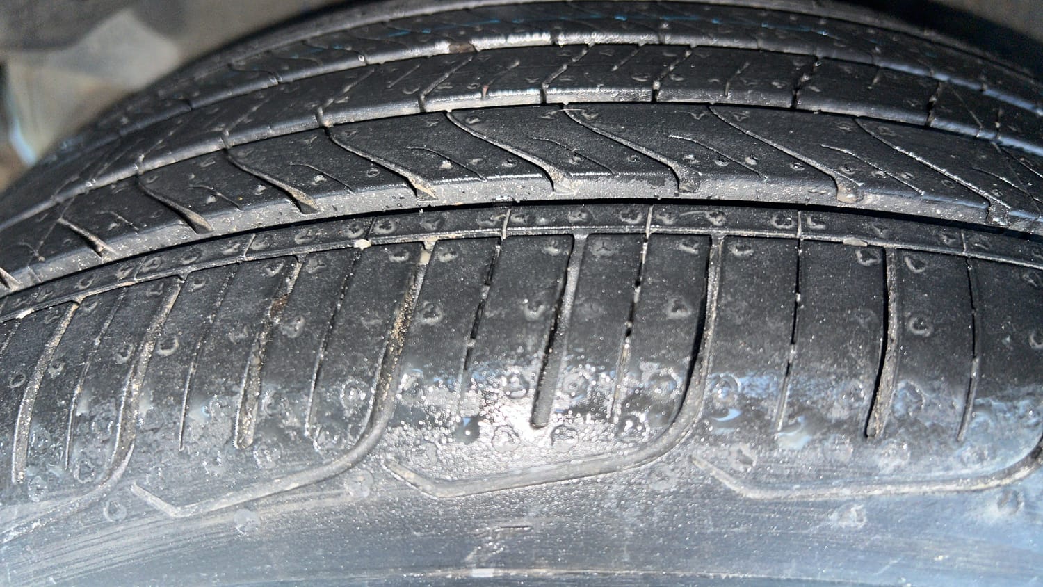Used 2019 Hyundai Verna SX (O)1.6 VTVT Petrol Manual tyres RIGHT REAR TYRE TREAD VIEW
