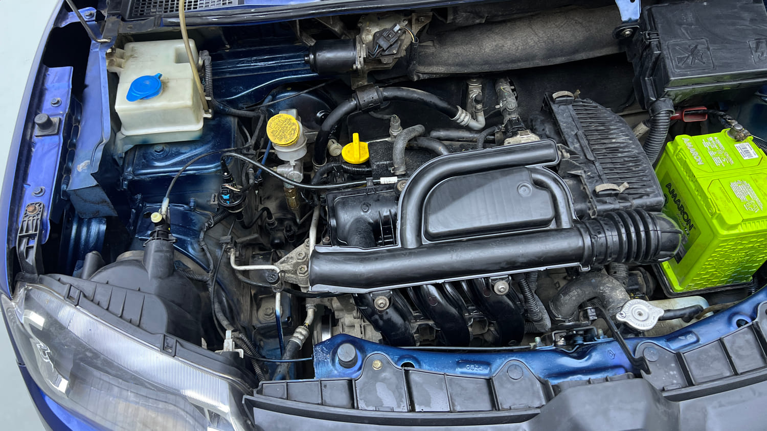 Used 2018 Renault Kwid CLIMBER 1.0 AMT Petrol Automatic engine ENGINE RIGHT SIDE VIEW