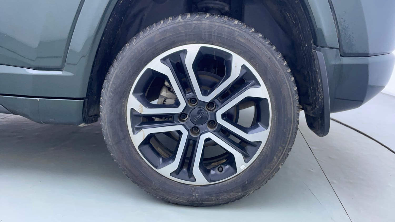 Used 2022 Jeep Compass Model S (O) Diesel 4x4 AT Diesel Automatic tyres LEFT REAR TYRE RIM VIEW