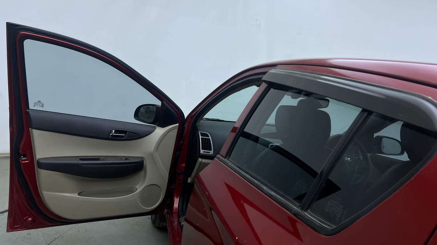 Used 2012 Hyundai i20 Sportz 1.2 Petrol Manual interior LEFT FRONT DOOR OPEN VIEW
