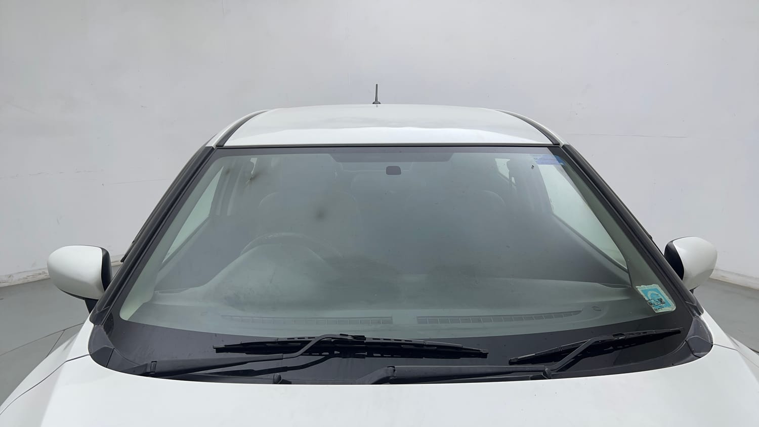 Used 2021 Maruti Suzuki Baleno Sigma Petrol Manual exterior FRONT WINDSHIELD VIEW