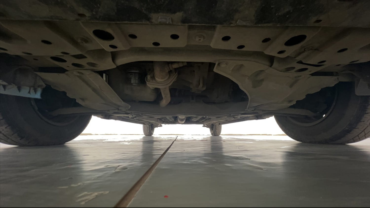Used 2016 Maruti Suzuki Swift VXi Petrol Manual extra FRONT LEFT UNDERBODY VIEW