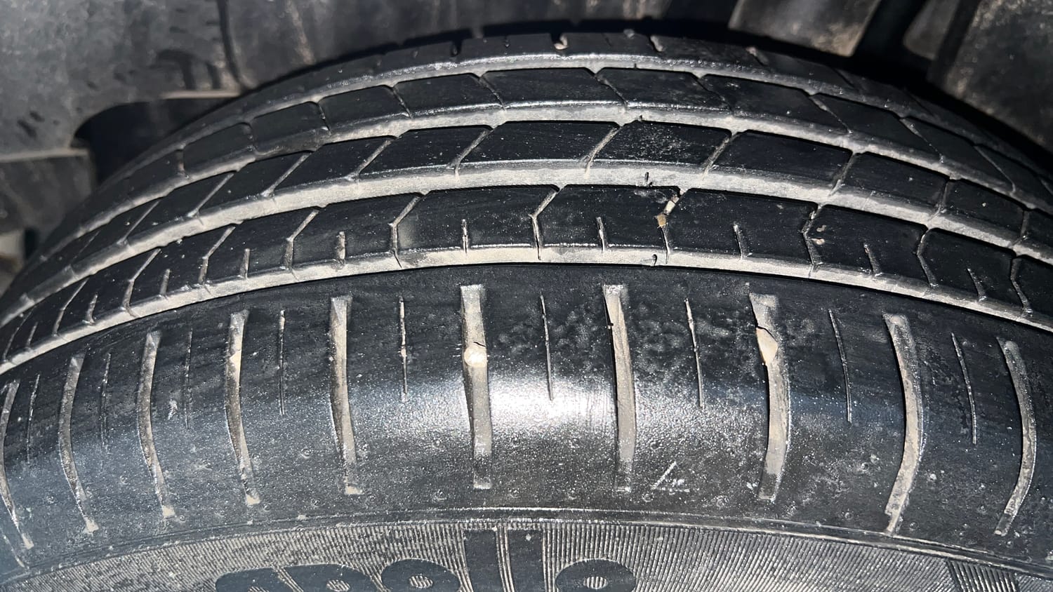 Used 2023 Maruti Suzuki Baleno Alpha MT Petrol Manual tyres LEFT REAR TYRE TREAD VIEW