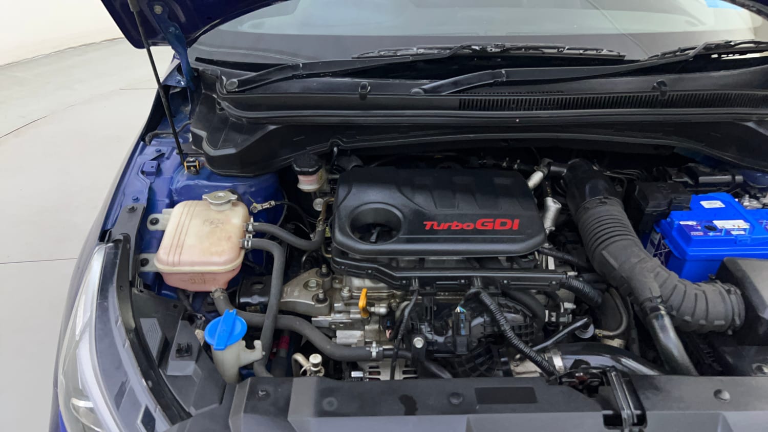Used 2022 Hyundai i20 N Line N8 1.0 Turbo DCT Dual Tone Petrol Automatic engine ENGINE RIGHT SIDE HINGE & APRON VIEW