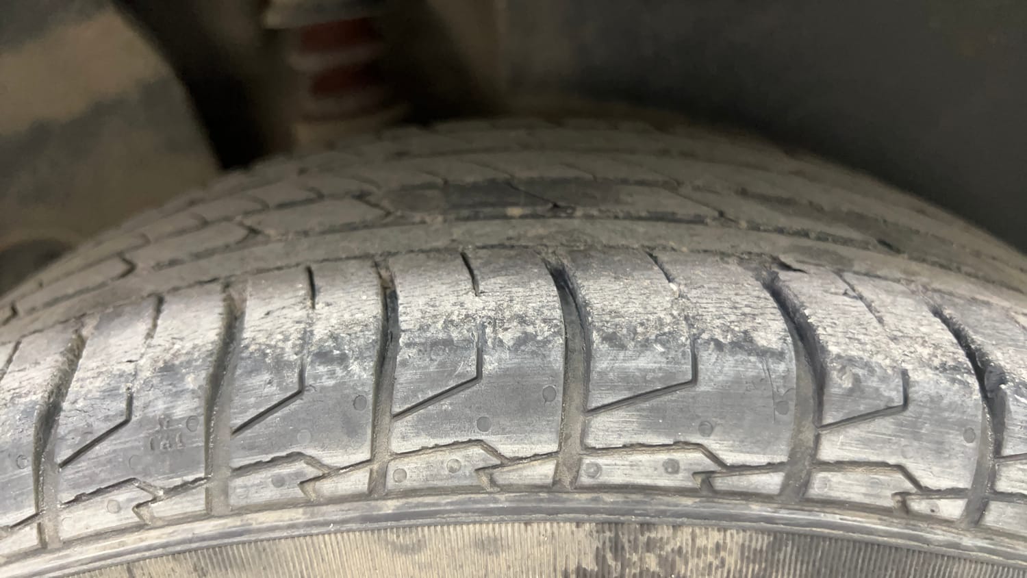 Used 2023 Hyundai Creta SX 1.5 Petrol Petrol Manual tyres RIGHT REAR TYRE TREAD VIEW
