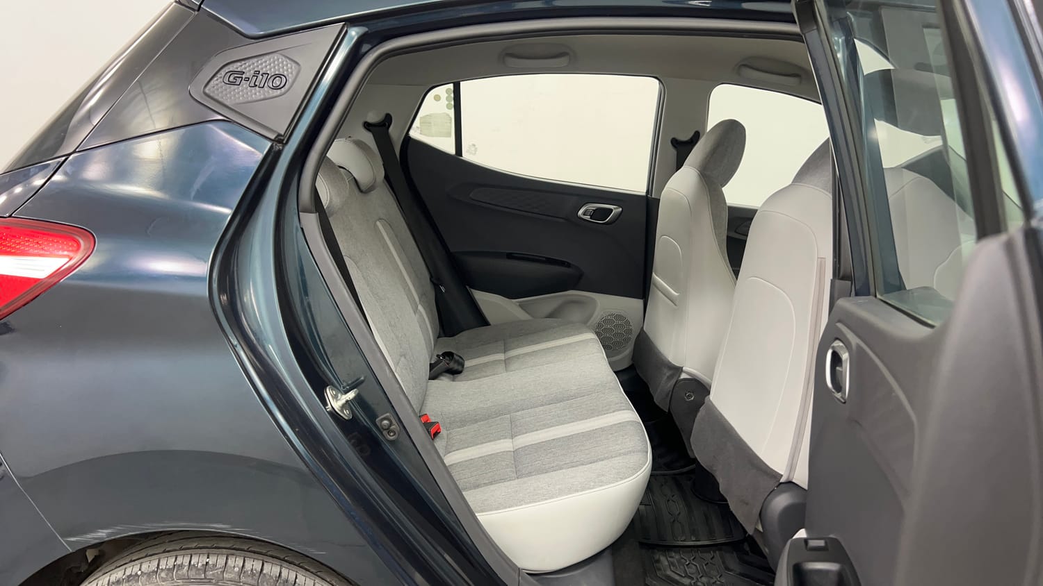 Used 2022 Hyundai Grand i10 Nios Asta AMT 1.2 Kappa VTVT Petrol Automatic interior RIGHT SIDE REAR DOOR CABIN VIEW