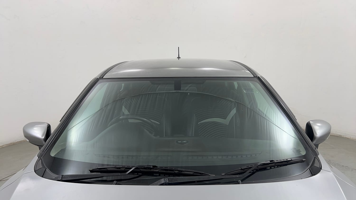 Used 2018 Maruti Suzuki Baleno Alpha 1.2 Petrol Manual exterior FRONT WINDSHIELD VIEW
