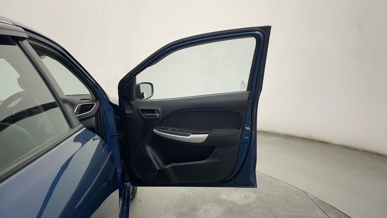 Used 2017 Maruti Suzuki Baleno Delta 1.2 Petrol Manual interior RIGHT FRONT DOOR OPEN VIEW