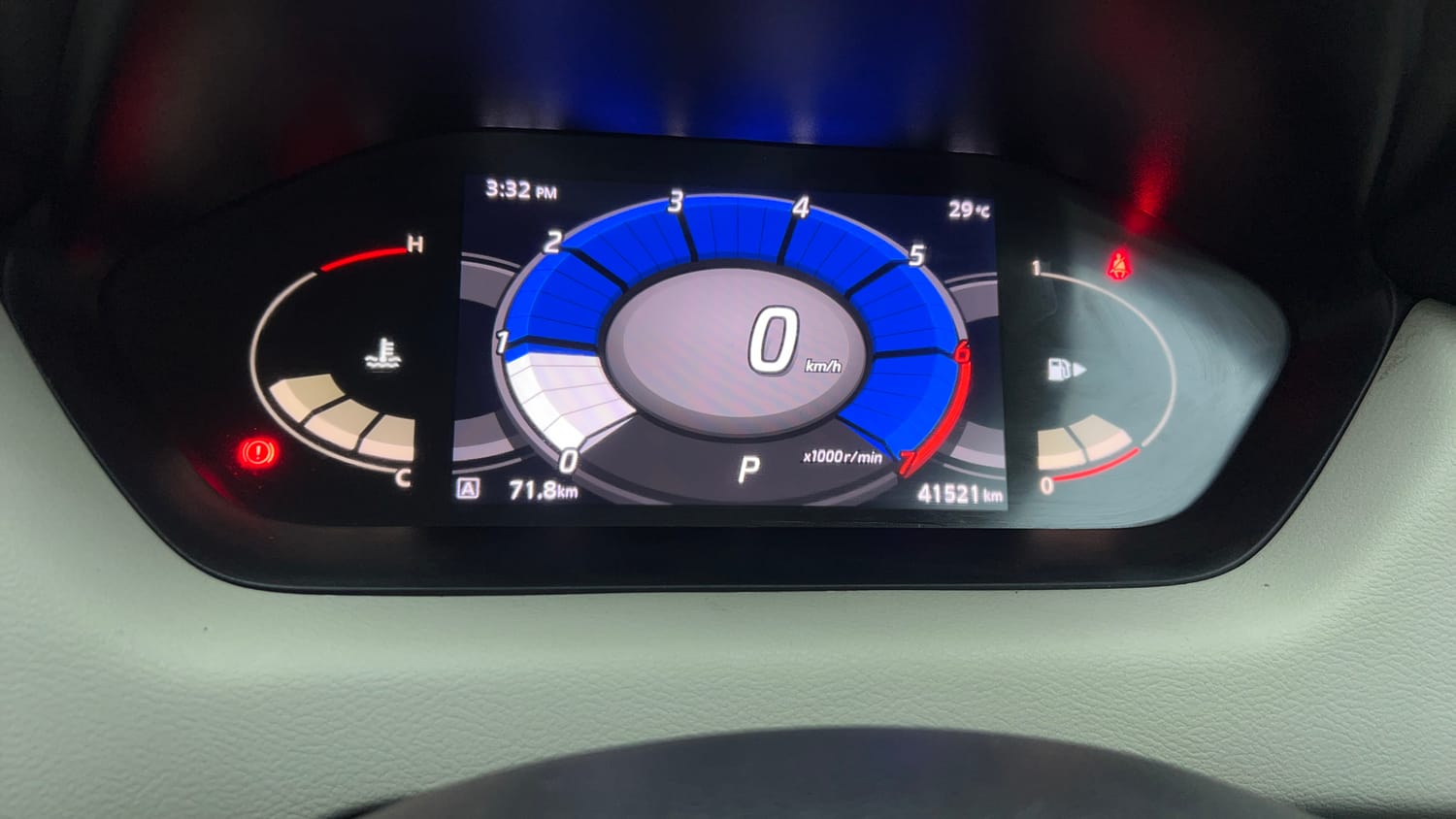 Used 2022 Nissan Magnite XV Turbo CVT Petrol Automatic interior CLUSTERMETER VIEW