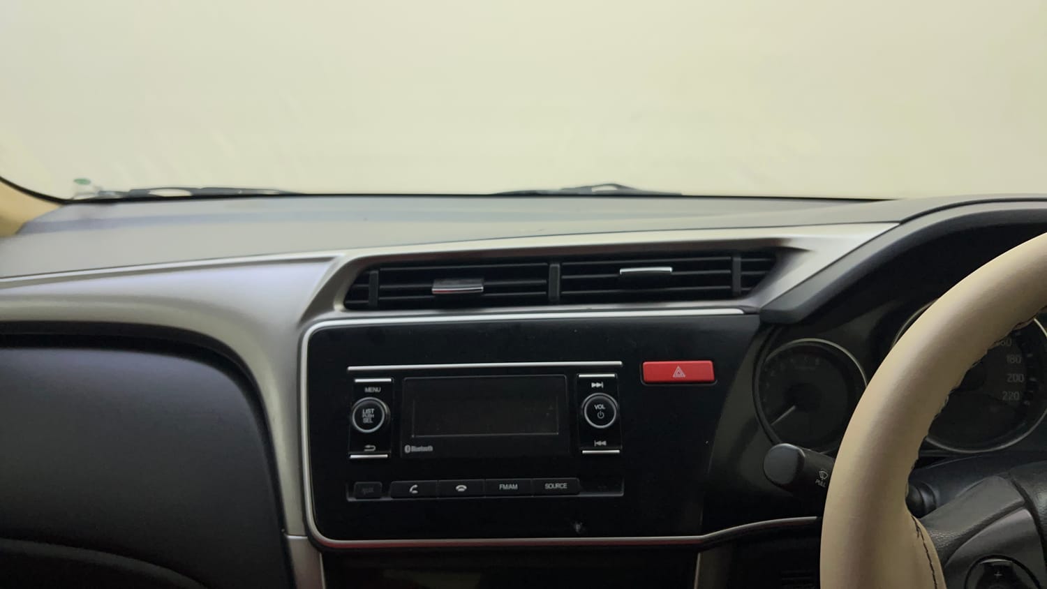 Used 2015 Honda City SV CVT Petrol Automatic top_features Integrated (in-dash) music system