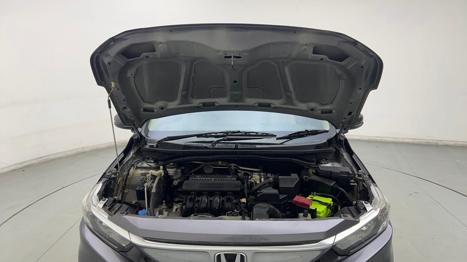 Used 2019 Honda Amaze 1.2 V MT Petrol Petrol Manual engine ENGINE & BONNET OPEN FRONT VIEW
