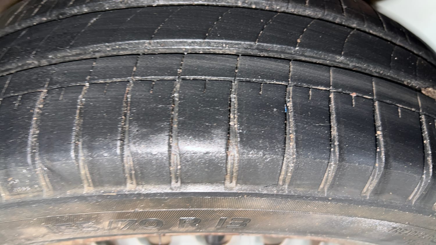 Used 2016 Datsun GO A Petrol Manual tyres LEFT REAR TYRE TREAD VIEW