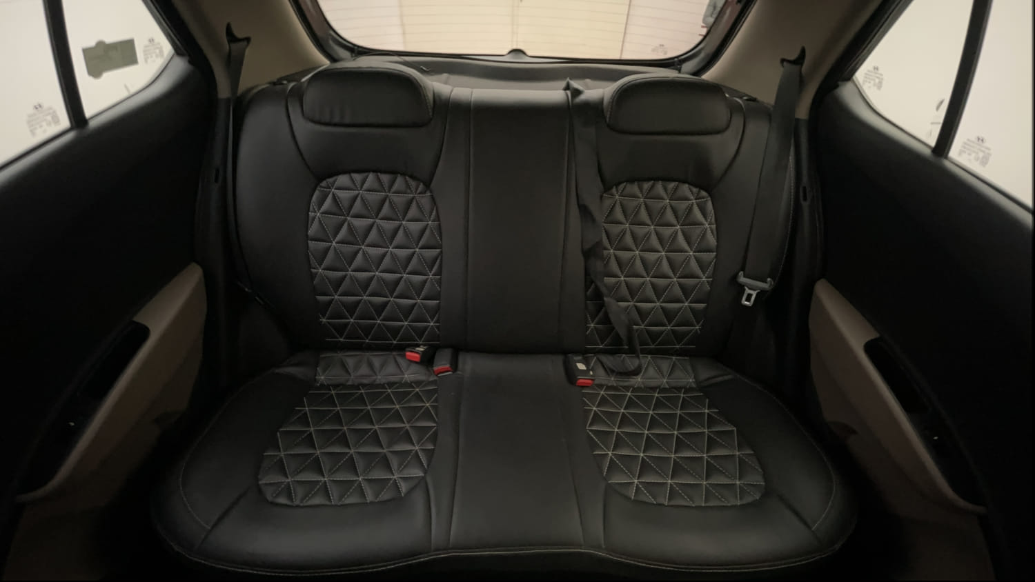 Used 2020 Hyundai Grand i10 Sportz 1.2 Kappa VTVT Petrol Manual interior REAR SEAT CONDITION VIEW