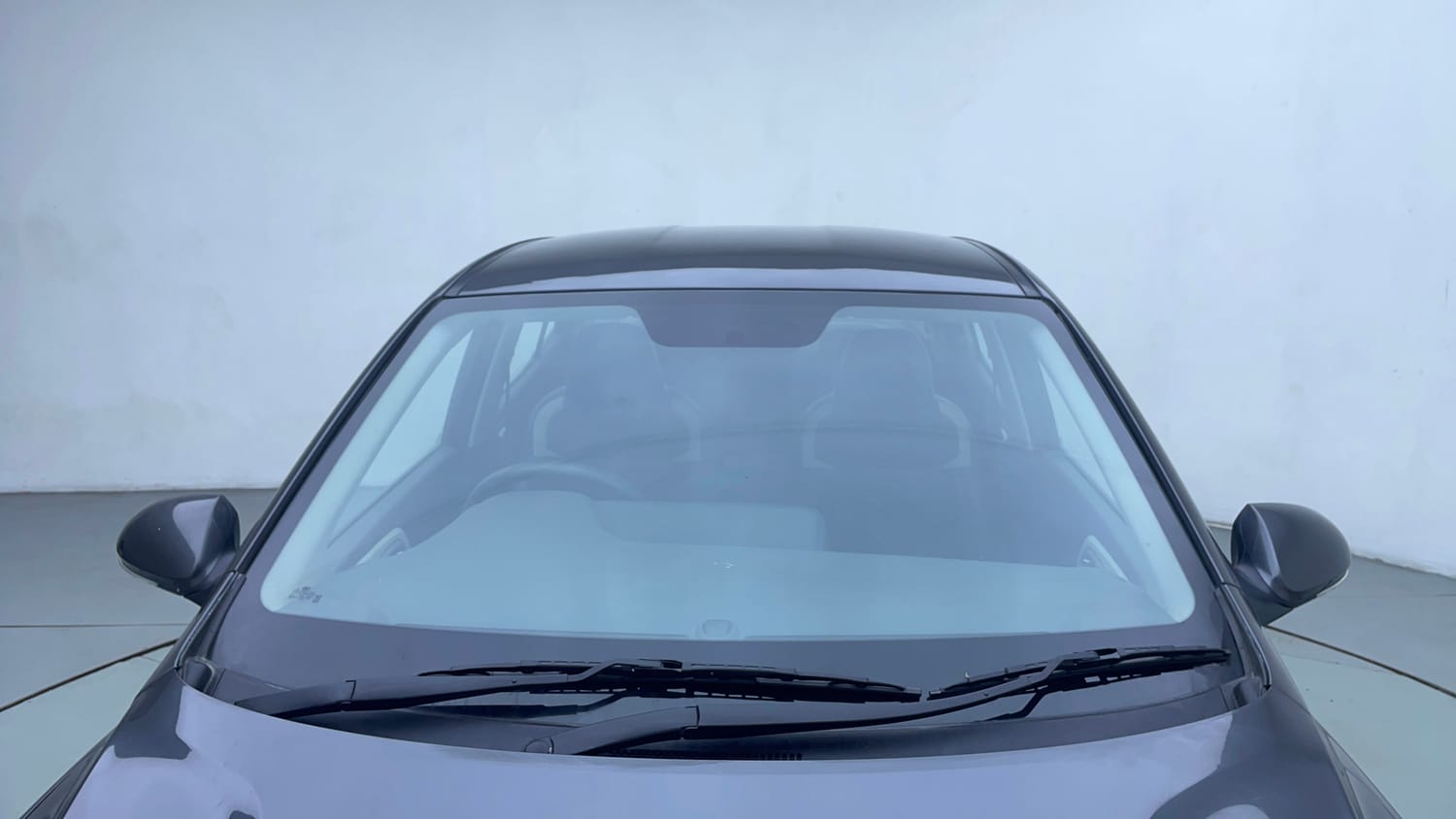 Used 2023 Hyundai Aura SX 1.2 CNG Cng Manual exterior FRONT WINDSHIELD VIEW