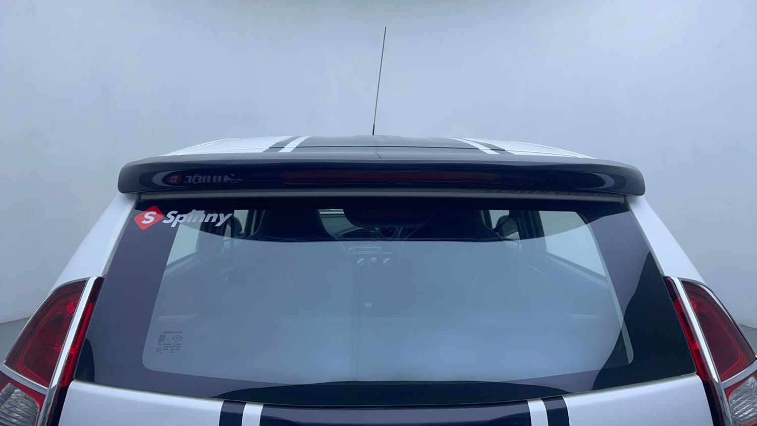 Used 2016 Datsun Redi-GO S Petrol Manual exterior BACK WINDSHIELD VIEW