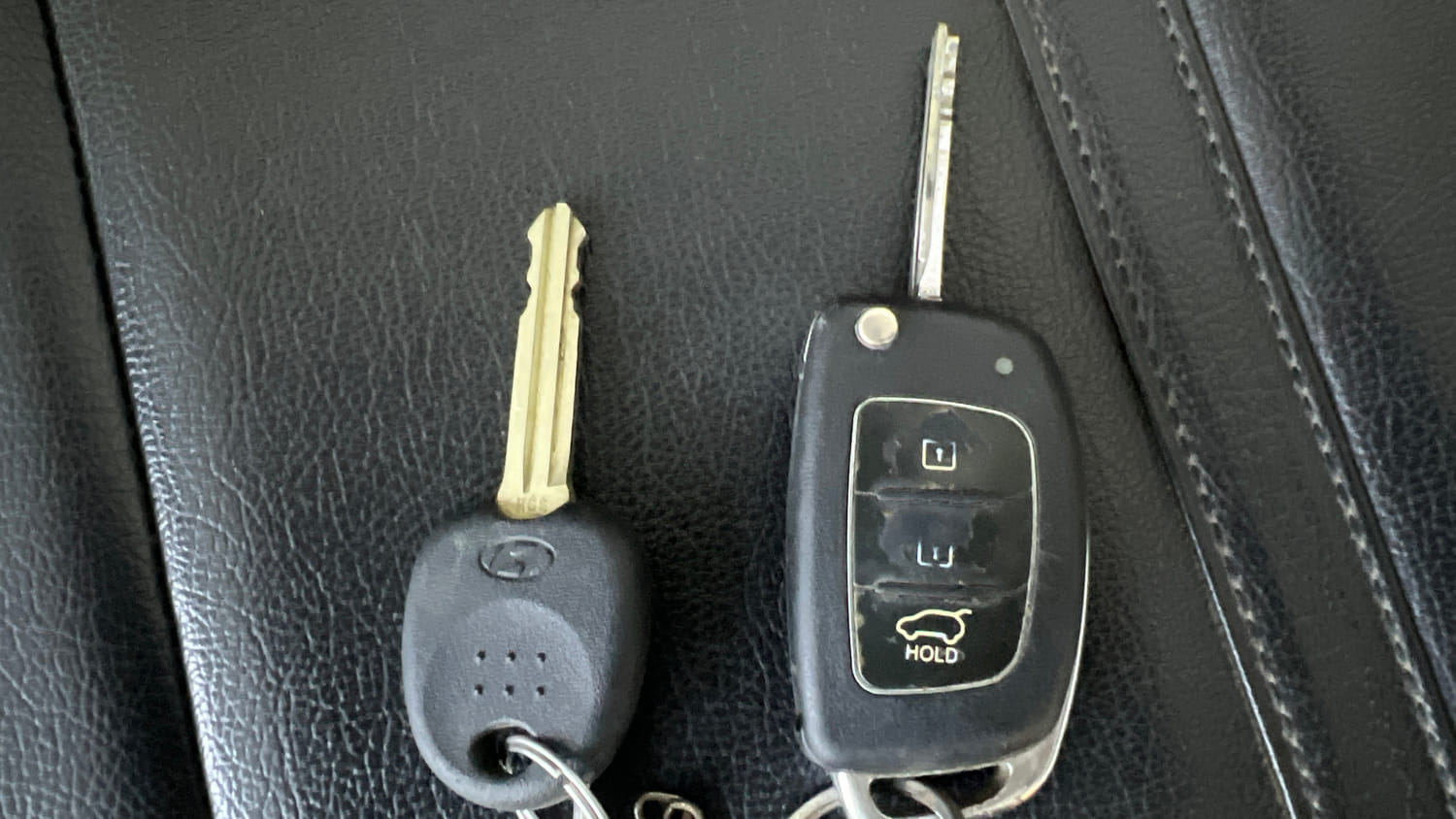 Used 2012 Hyundai i20 Sportz 1.2 Petrol Manual extra CAR KEY VIEW