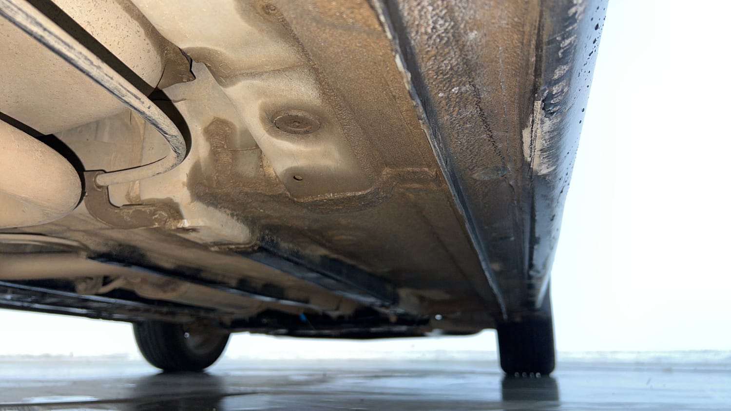 Used 2019 Hyundai Verna SX (O)1.6 VTVT Petrol Manual extra REAR RIGHT UNDERBODY VIEW