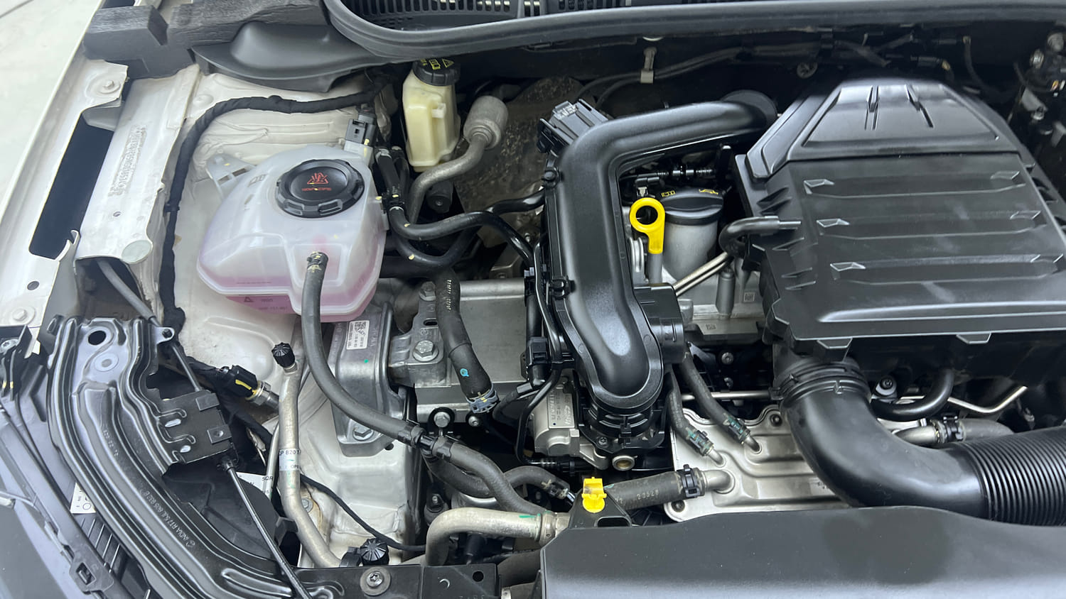 Used 2023 Skoda Slavia Ambition 1.0L TSI AT Petrol Automatic engine ENGINE RIGHT SIDE VIEW